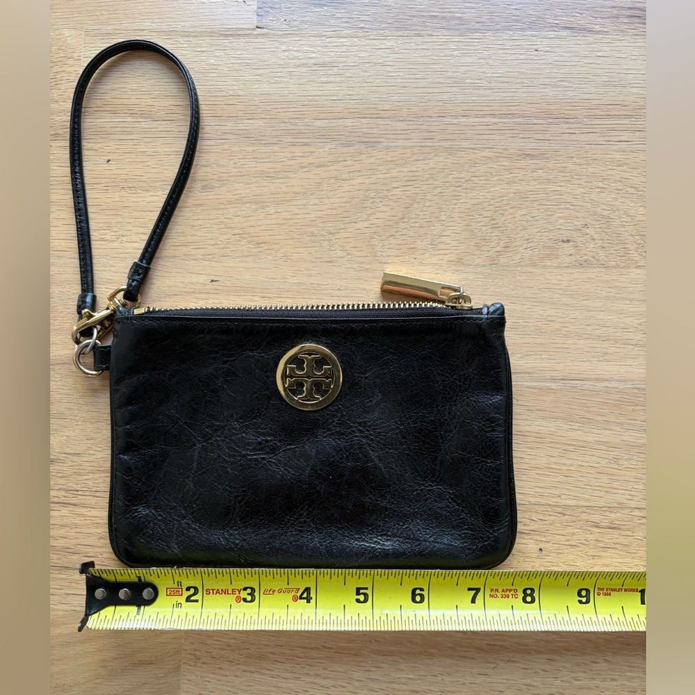 Authentic Tory Burch Wristlet - Picture 4 of 8
